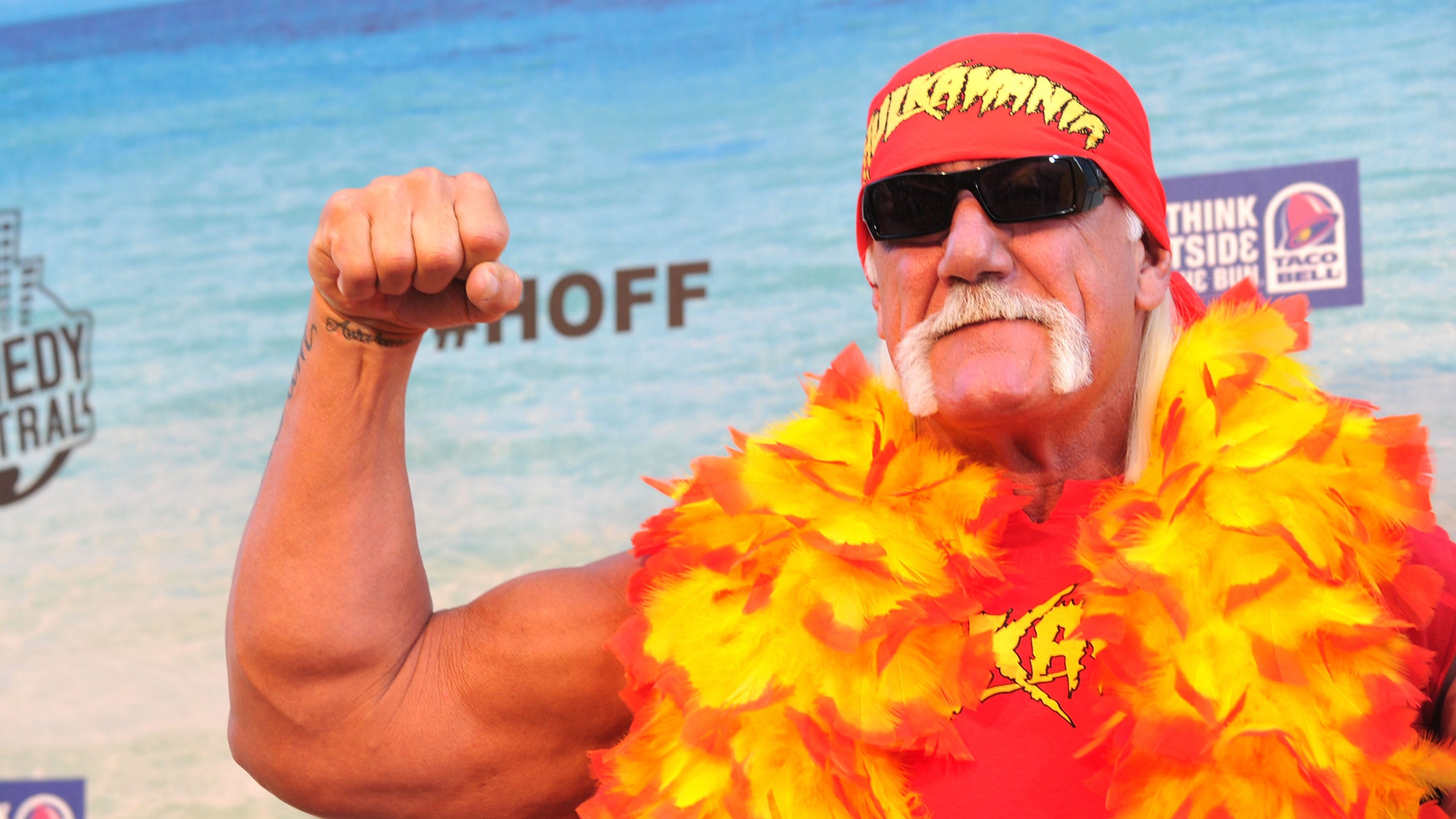 Hulk Hogan's Best Signature Moves