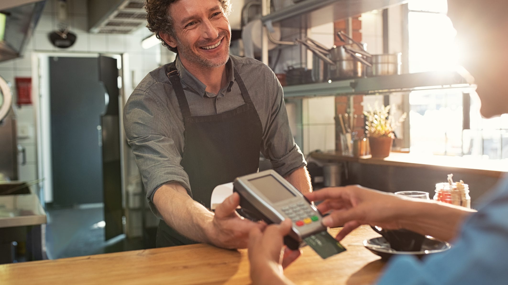 48% of quick-service restaurants like Starbucks and Mcdonald’s now give a tip option