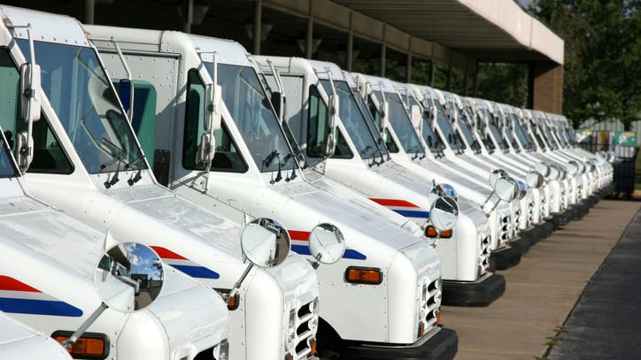 PHOTO: USPS unveils modern, 'next-gen' mail delivery truck