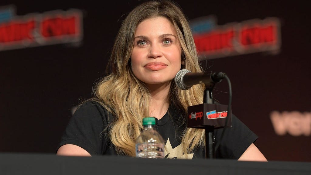 ‘Boy Meets World’ star Danielle Fishel welcomes 2nd child in heartwarming post