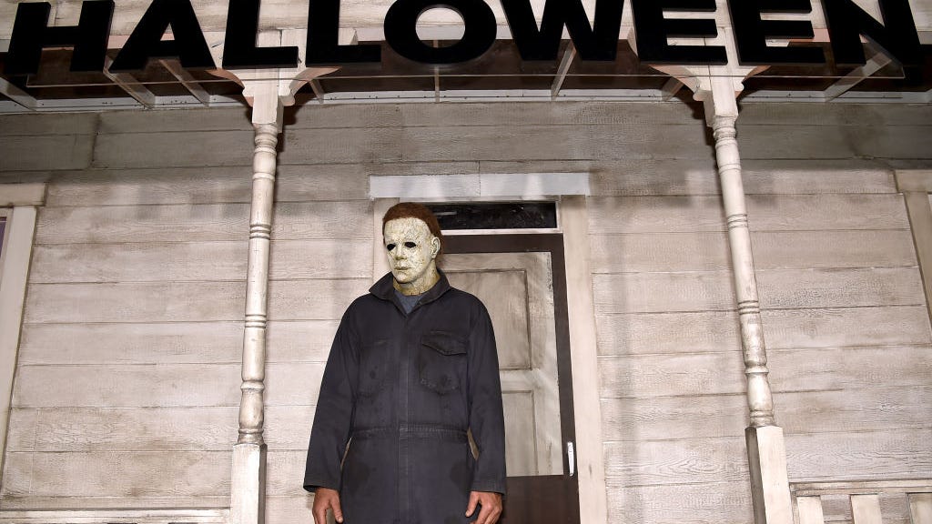 4-year-old girl runs towards 'Halloween' killer Michael Myers in hilarious viral video