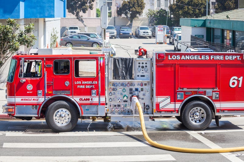 los angeles fire department truck