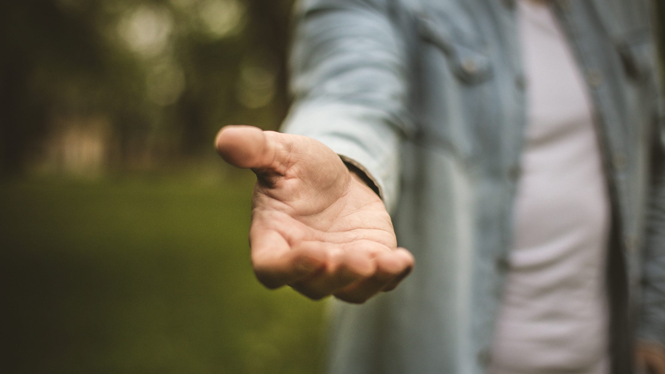Man buys home, ends up offering helping hand to homeless veteran
