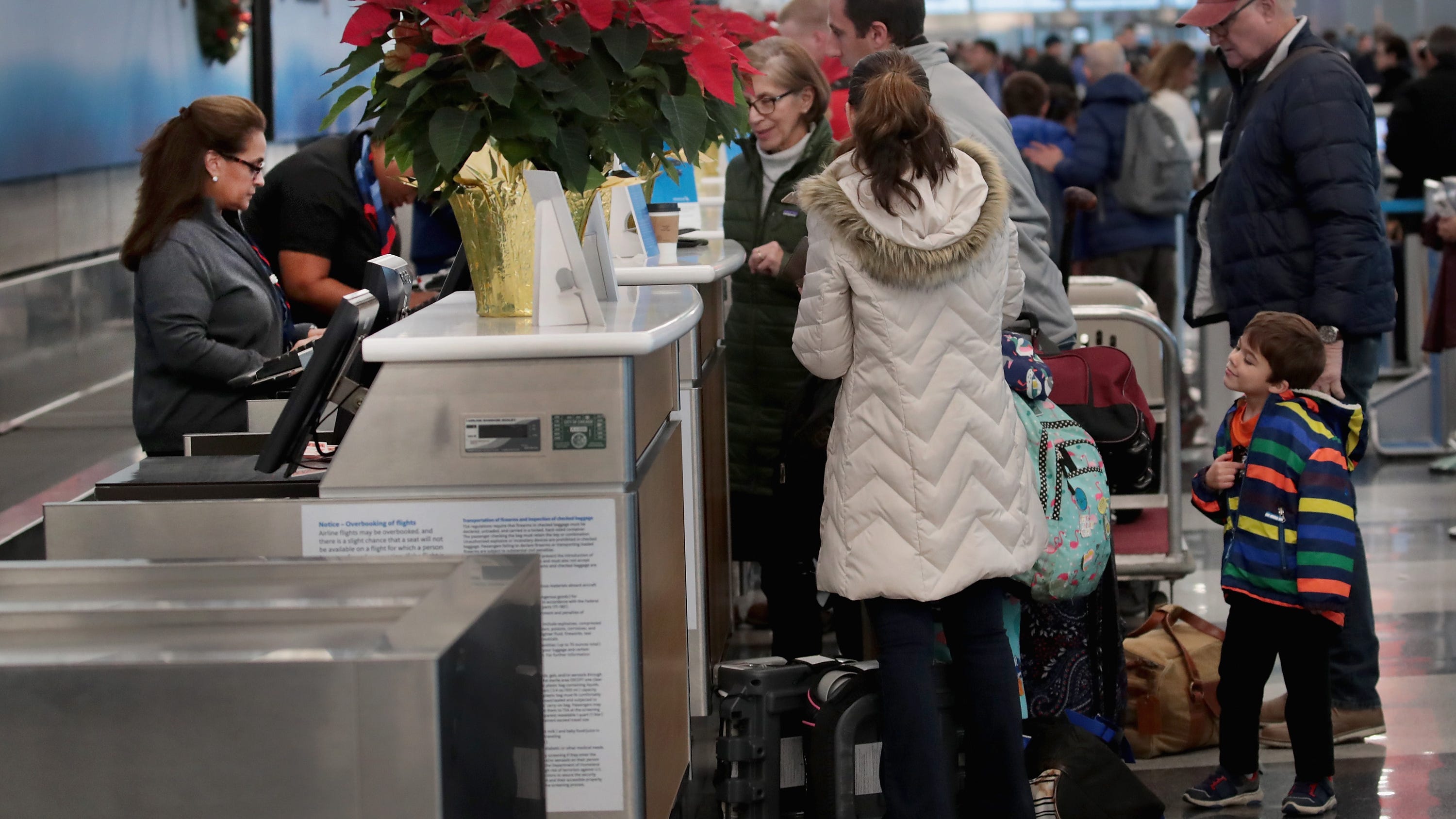 Chicago airports will be able to handle the nearly 2 million holiday travelers expected, transportation secretary promises