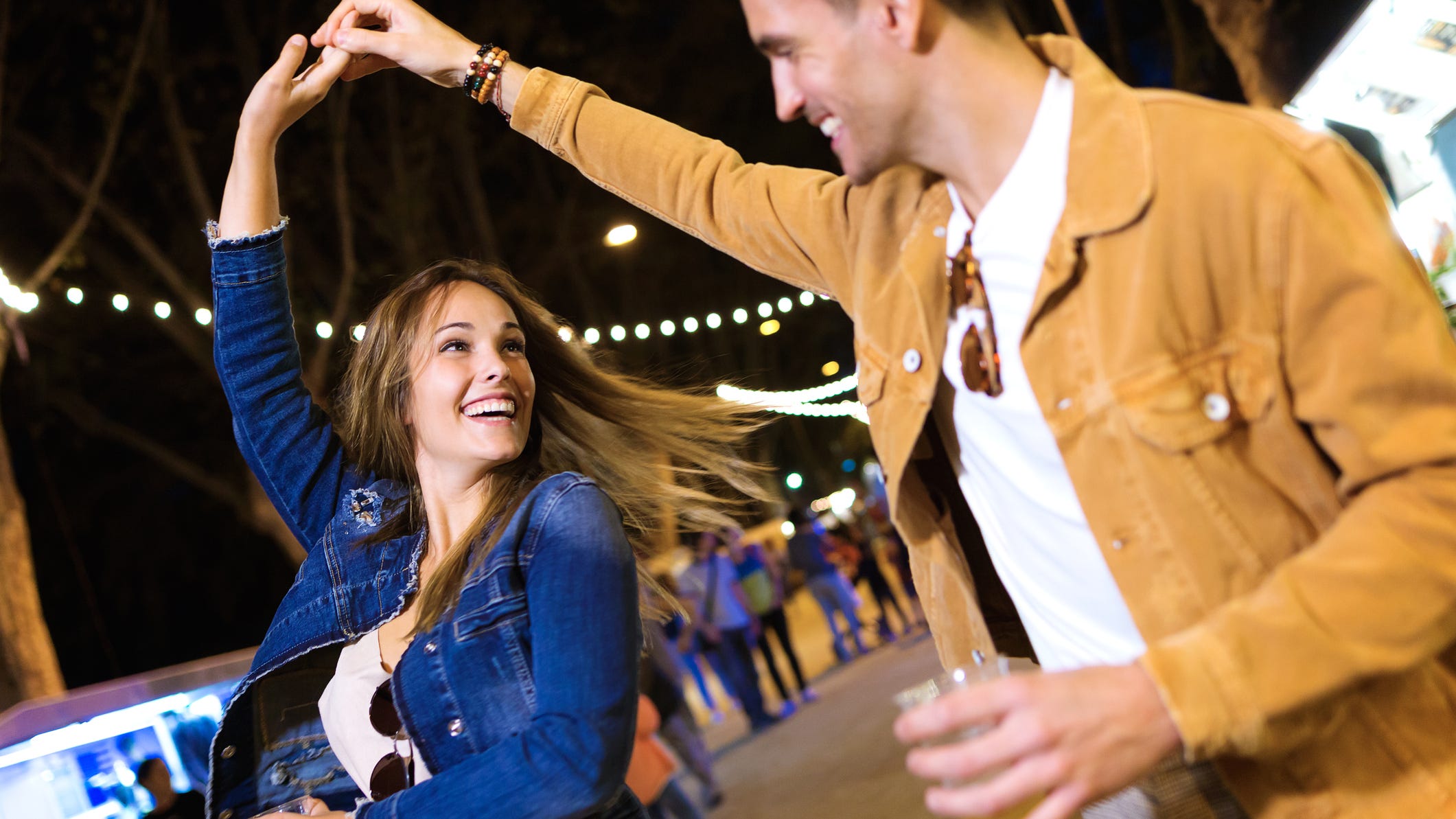 'Mayor Footloose' announces dancing, loud music is banned in downtown St. Charles