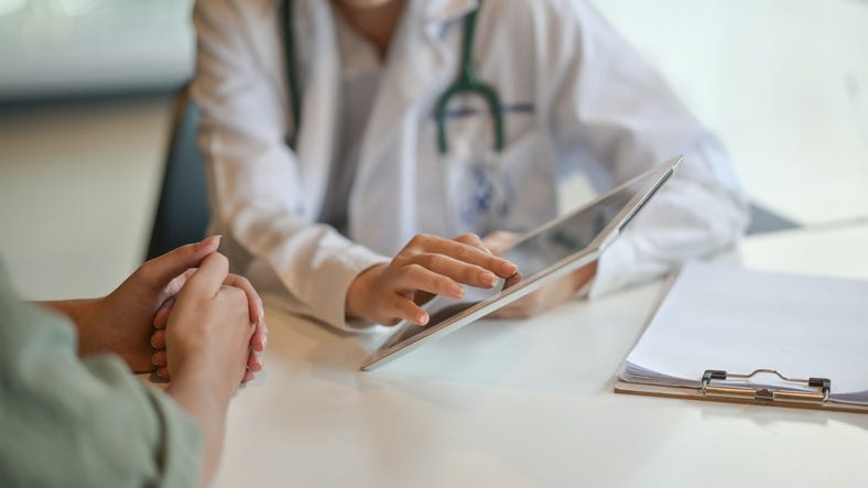 DOCTOR