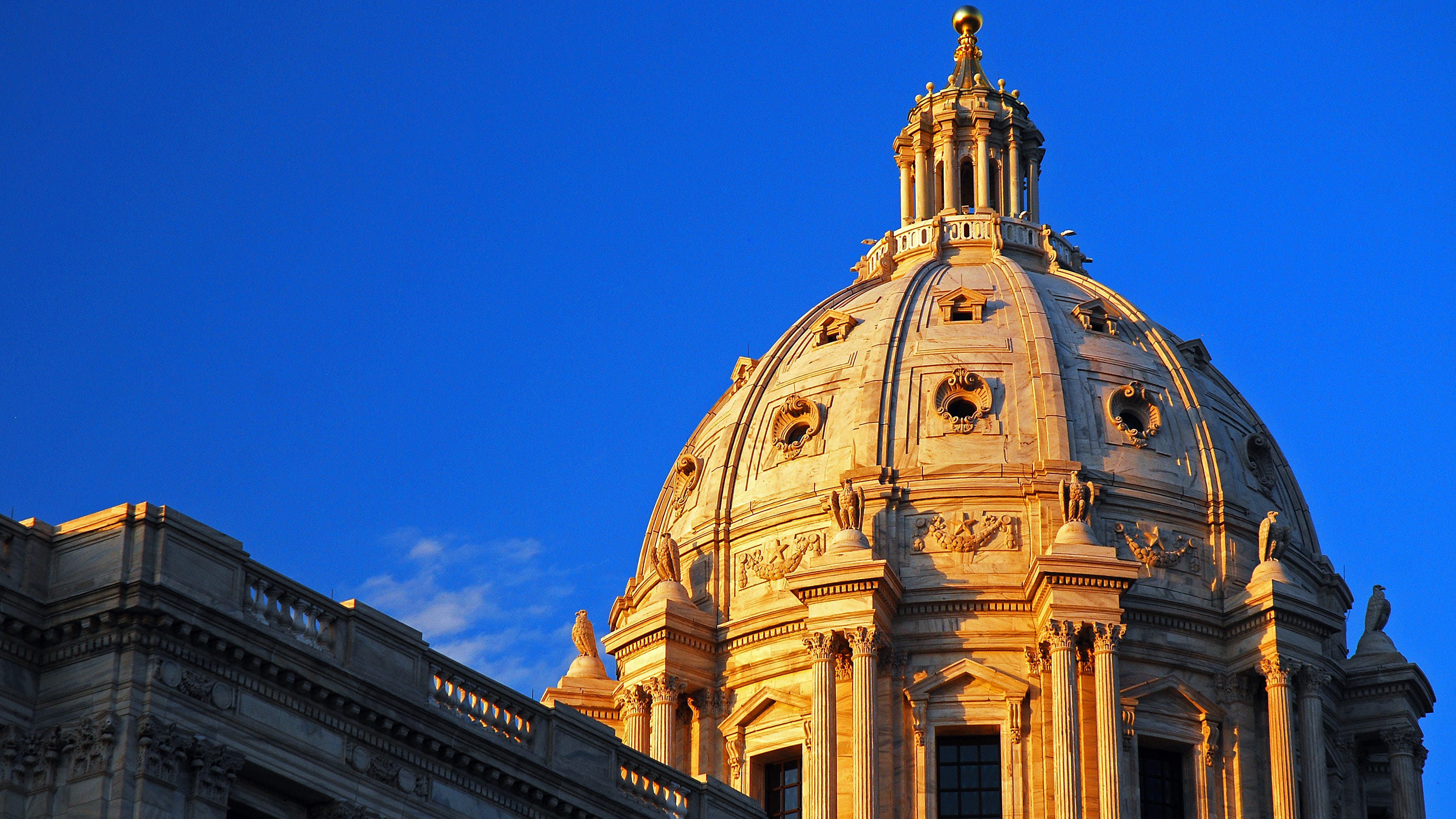 Lawmakers call for the MN Department of Human Services to be broken up