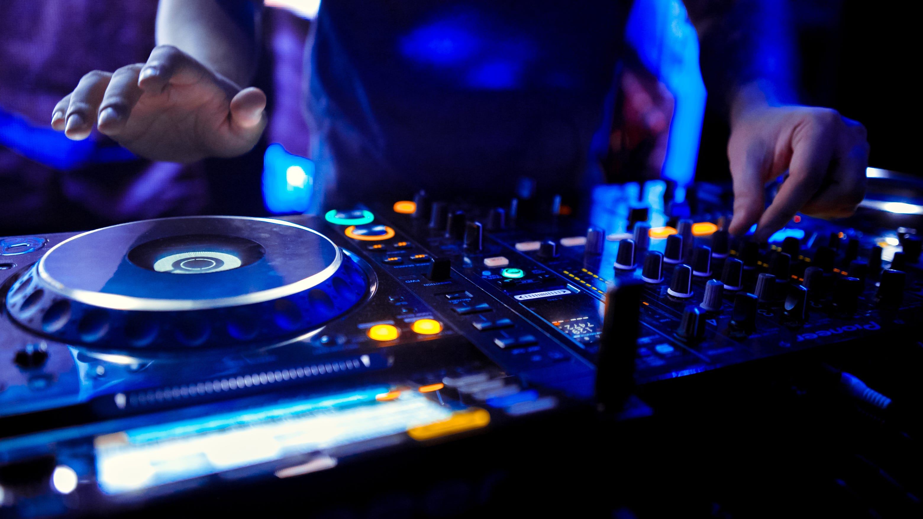 DJ settles with woman he sued over her alleged false sexual assault posts