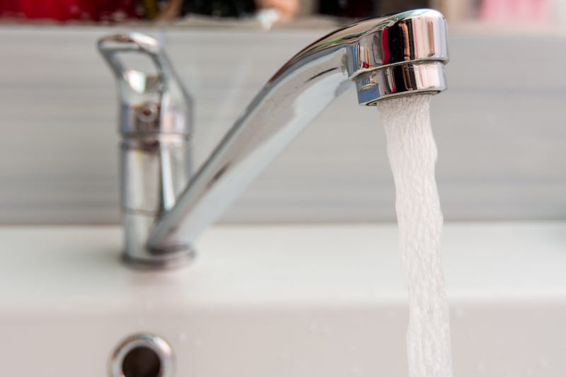 faucet gushing