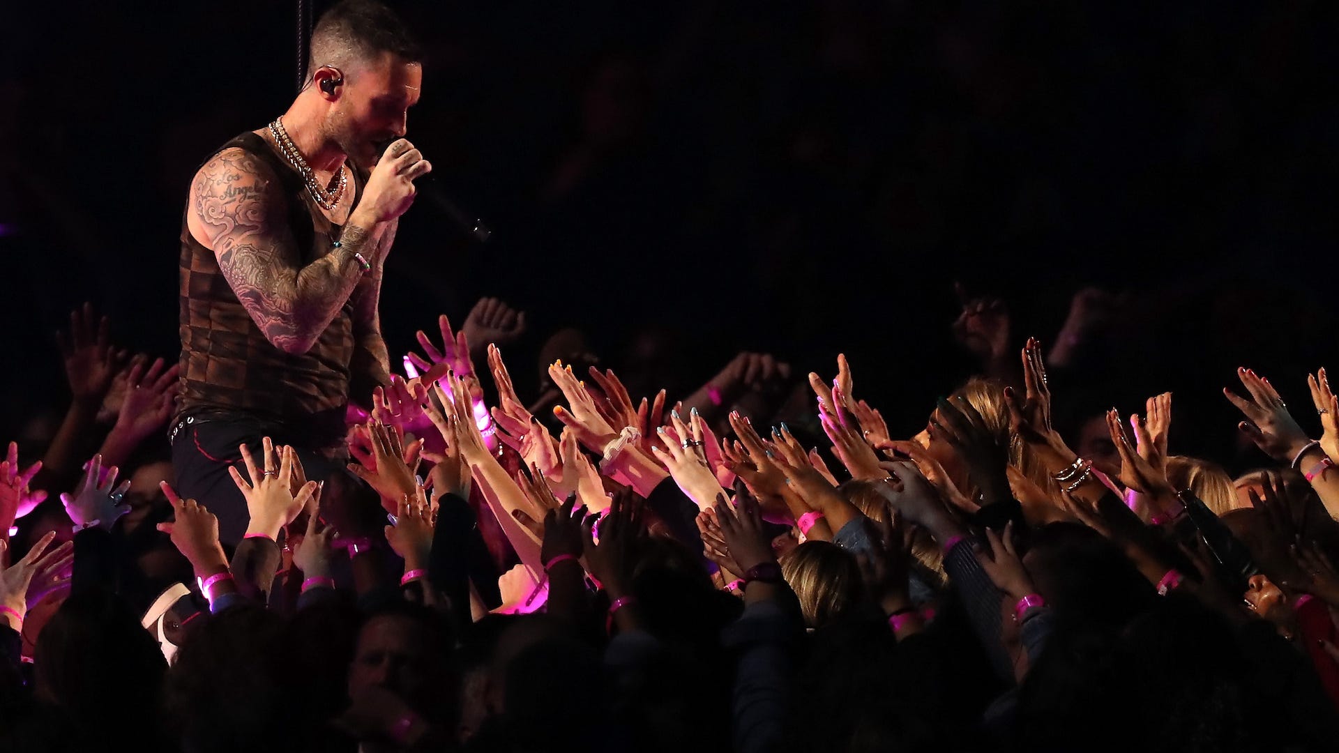 How Maroon 5 is paying tribute to their late manager with their new album