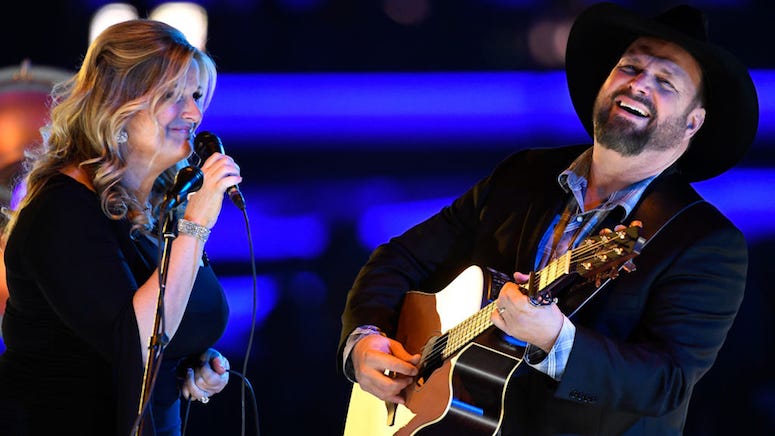 Watch Garth Brooks and Trisha Yearwood Cover Seger, The Eagles and More on 'Garth Request Live 2'