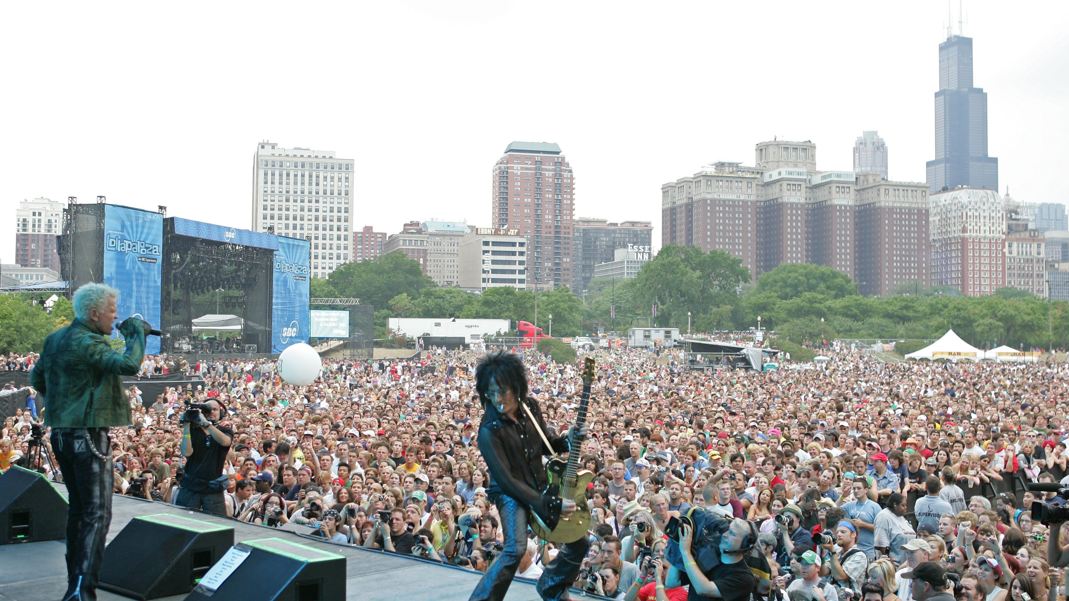Three decades of Lollapalooza: WXRT DJ looks back on the fest