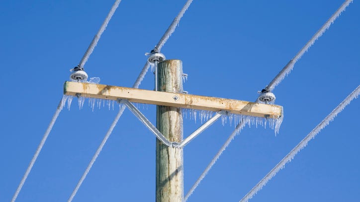 More than 200K without power as ice, freezing rain hit Southeast Michigan; DTE says it's 'all hands on deck'