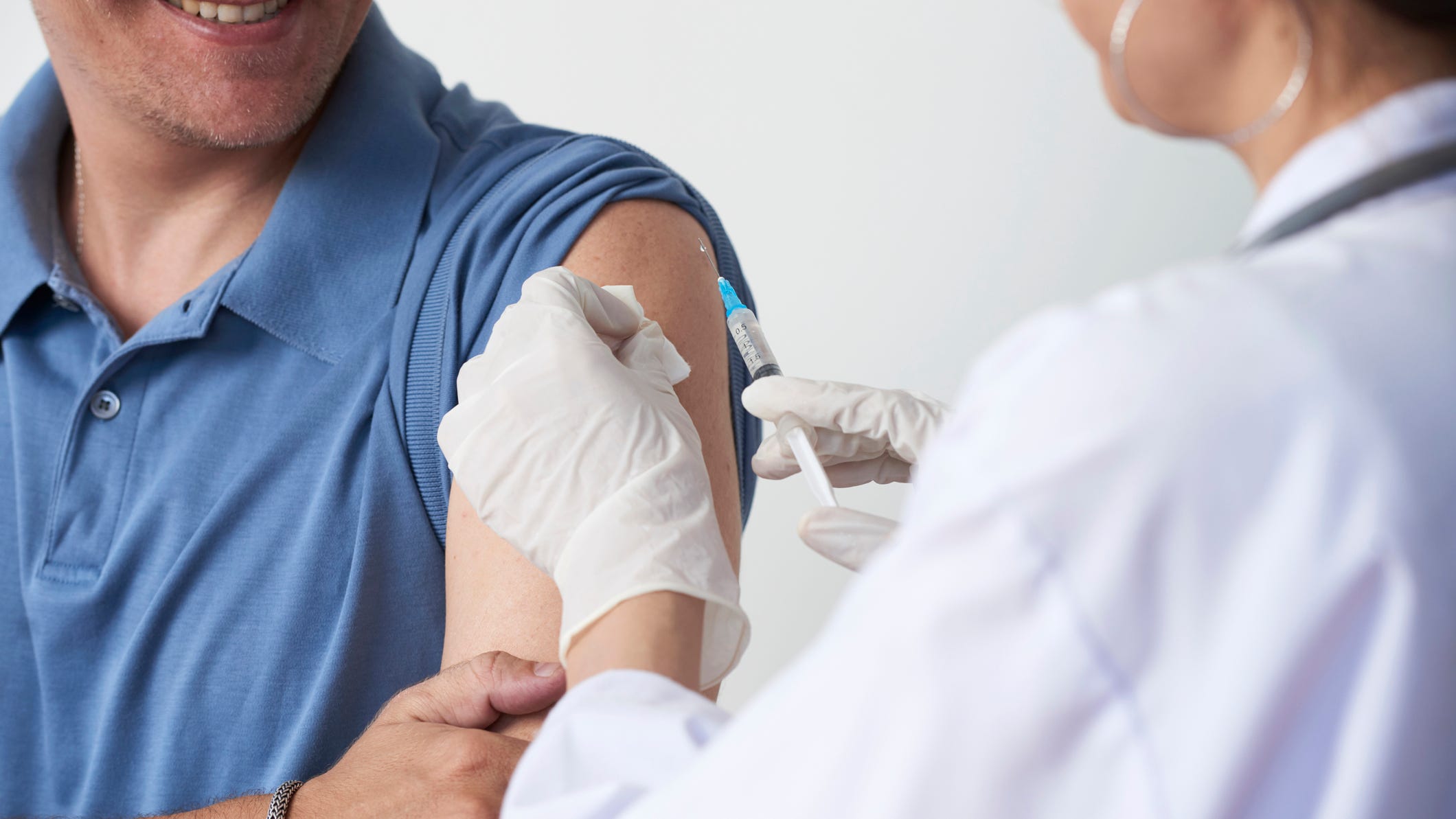 EE.UU. Planea Esfuerzo Gigante de Pruebas de Vacuna de Coronavirus Antes de Fin de Año