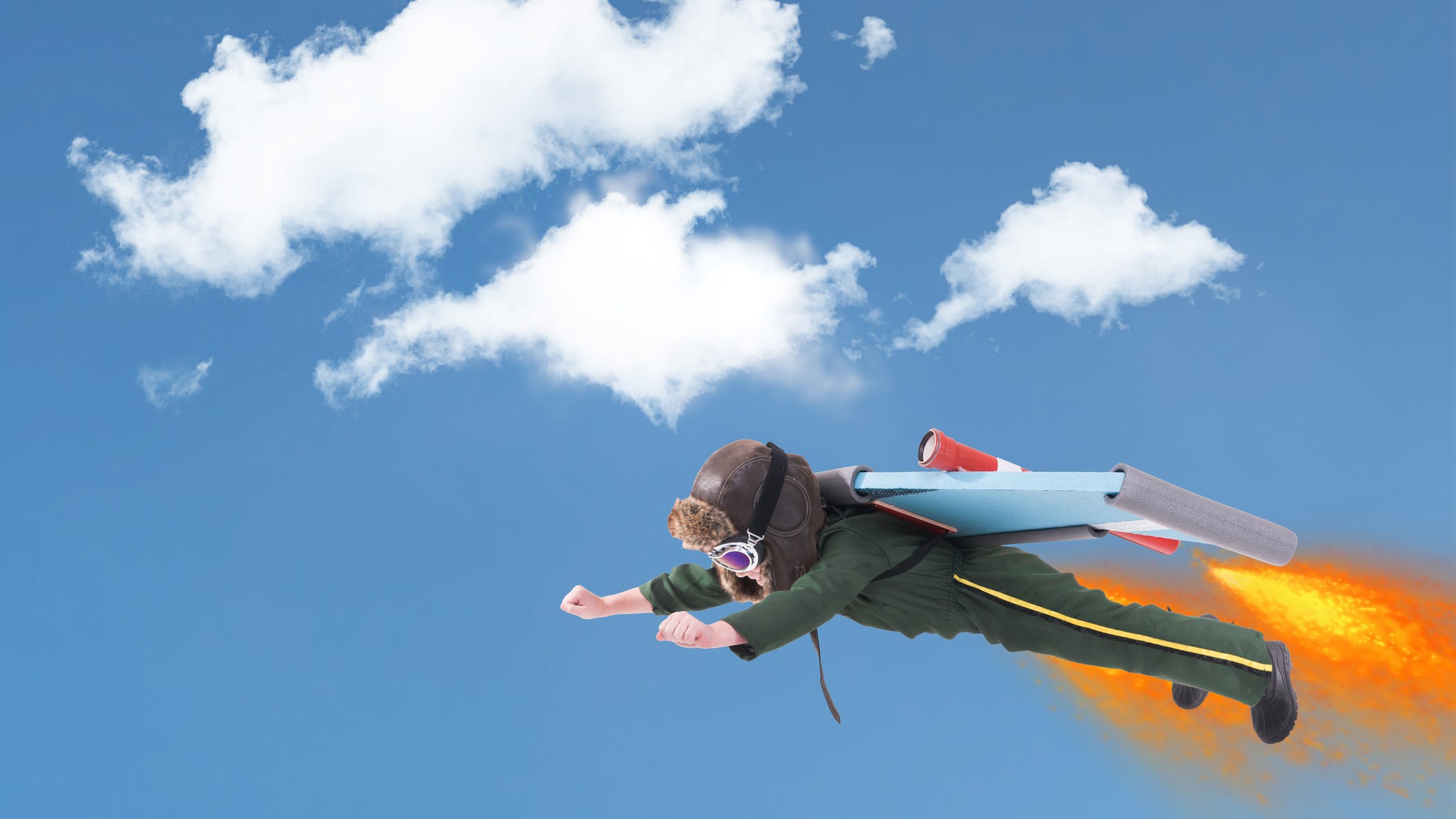 Mysterious jetpack man back in the skies of Los Angeles
