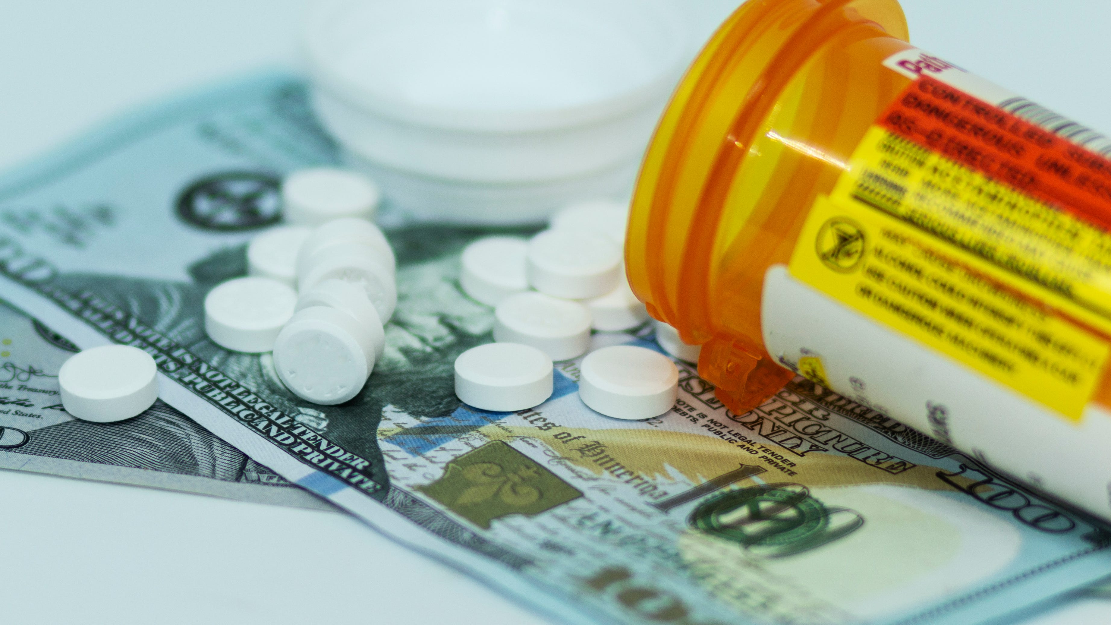 Dearborn physician pleads guilty to running pill mill, prescribing 12,000 doses of opioids to patients without medical reason