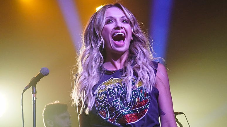 Carly Pearce's emotionally edgy '29' arrives, with a little help from Kelsea Ballerina and Taylor Swift