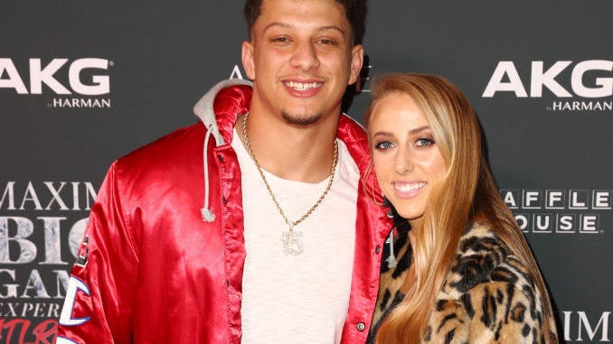NFL star Patrick Mahomes and wife announce they're expecting a second child: 'Round 2!'
