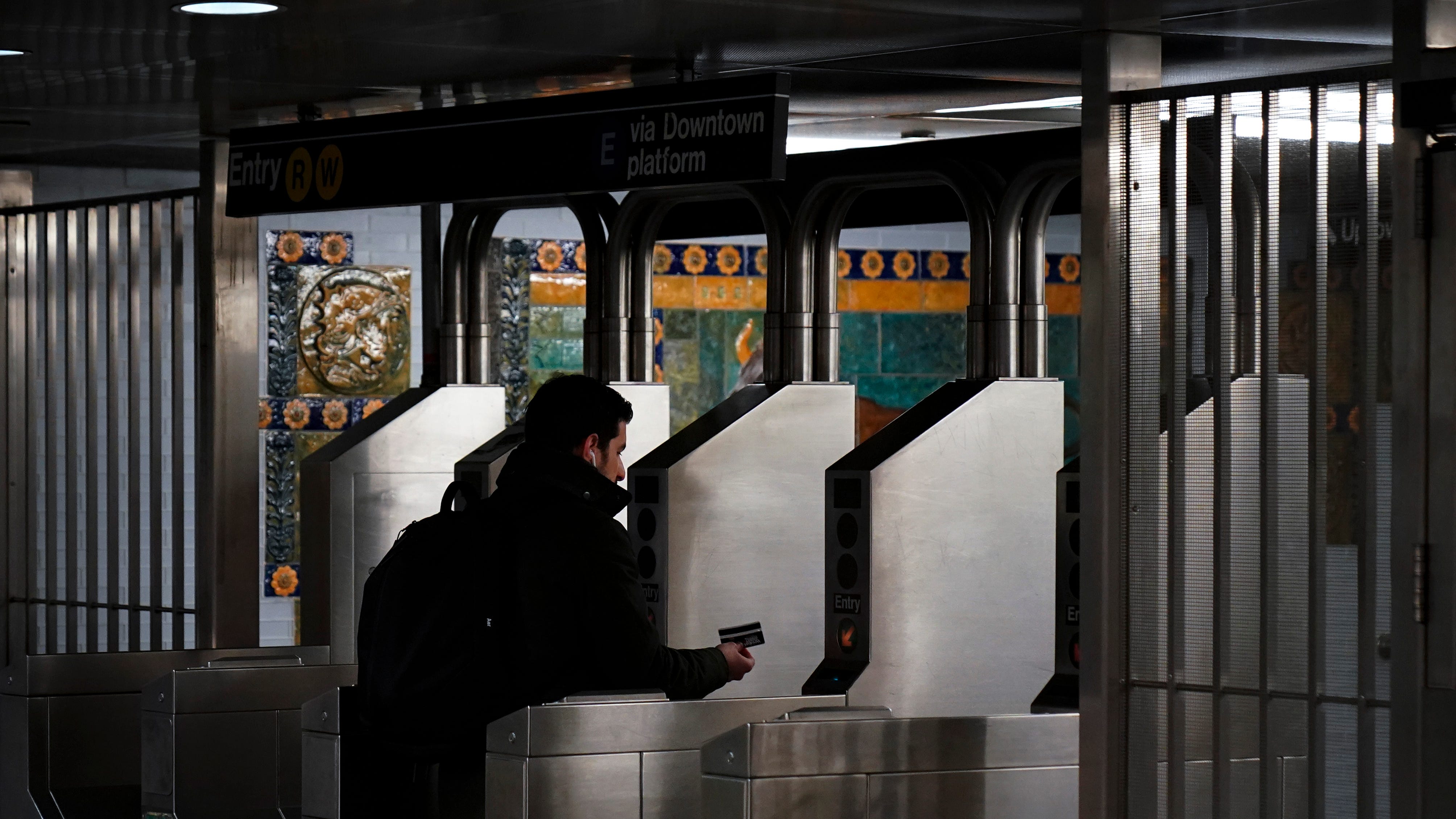 MTA's OMNY 'tap and go' system installation delayed and over budget