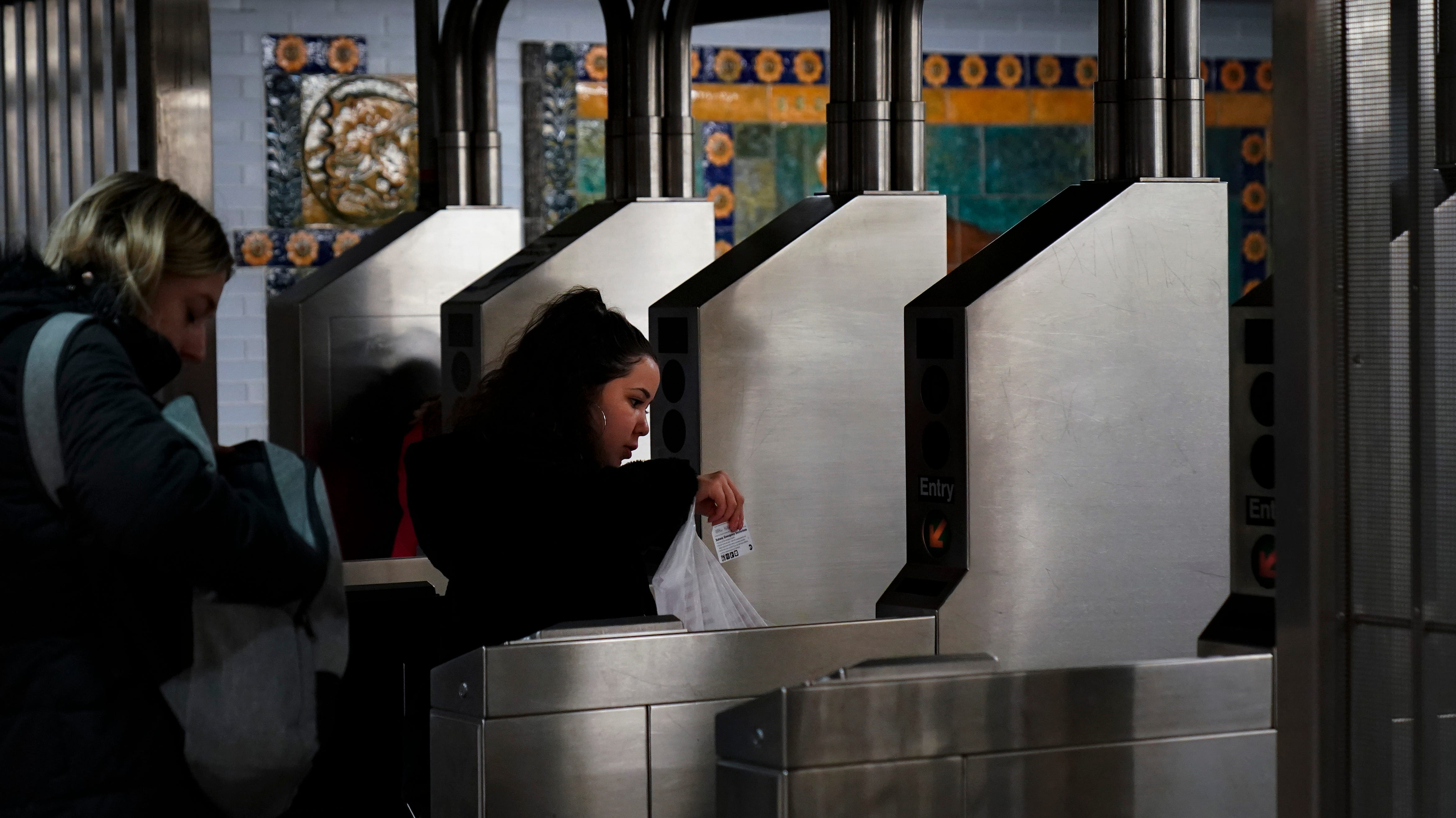 MTA to offer fare discounts, other deals in effort to boost ridership