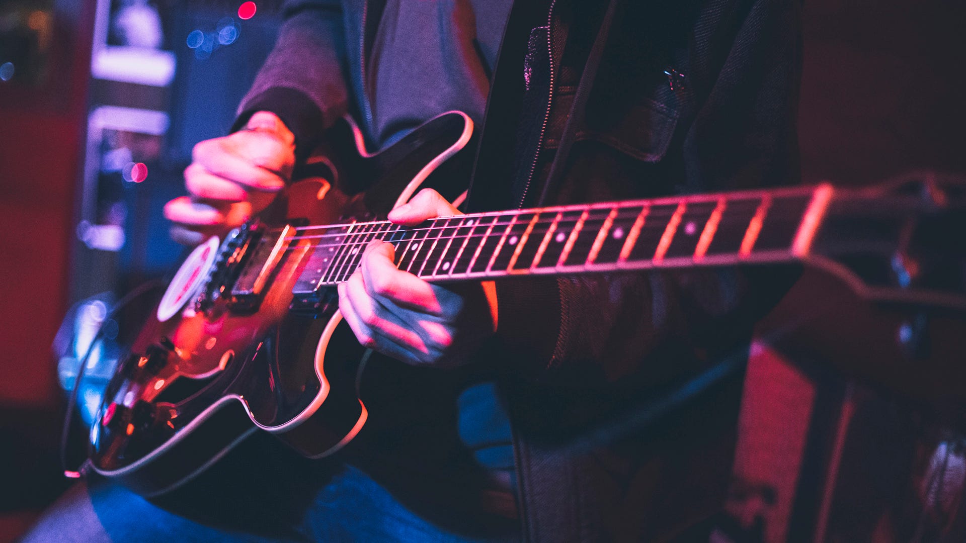 Celebrate the greatest guitarists of all time on Audacy: Listen now