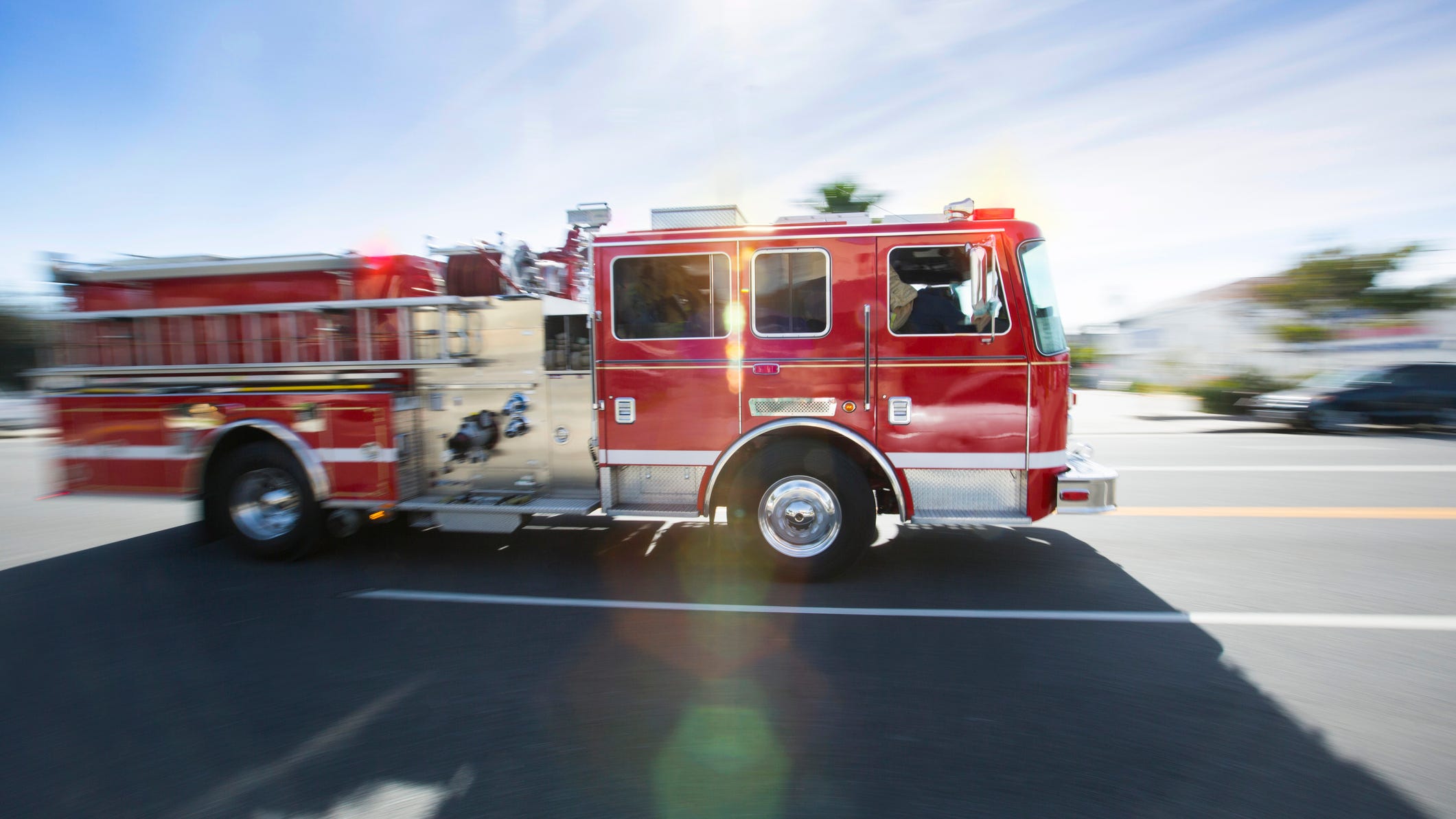 Brush fire forces limited evacuations in Sonoma