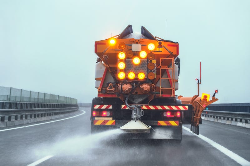 MoDot faces staffing shortage as it reacts to first snows of the year in the St. Louis region