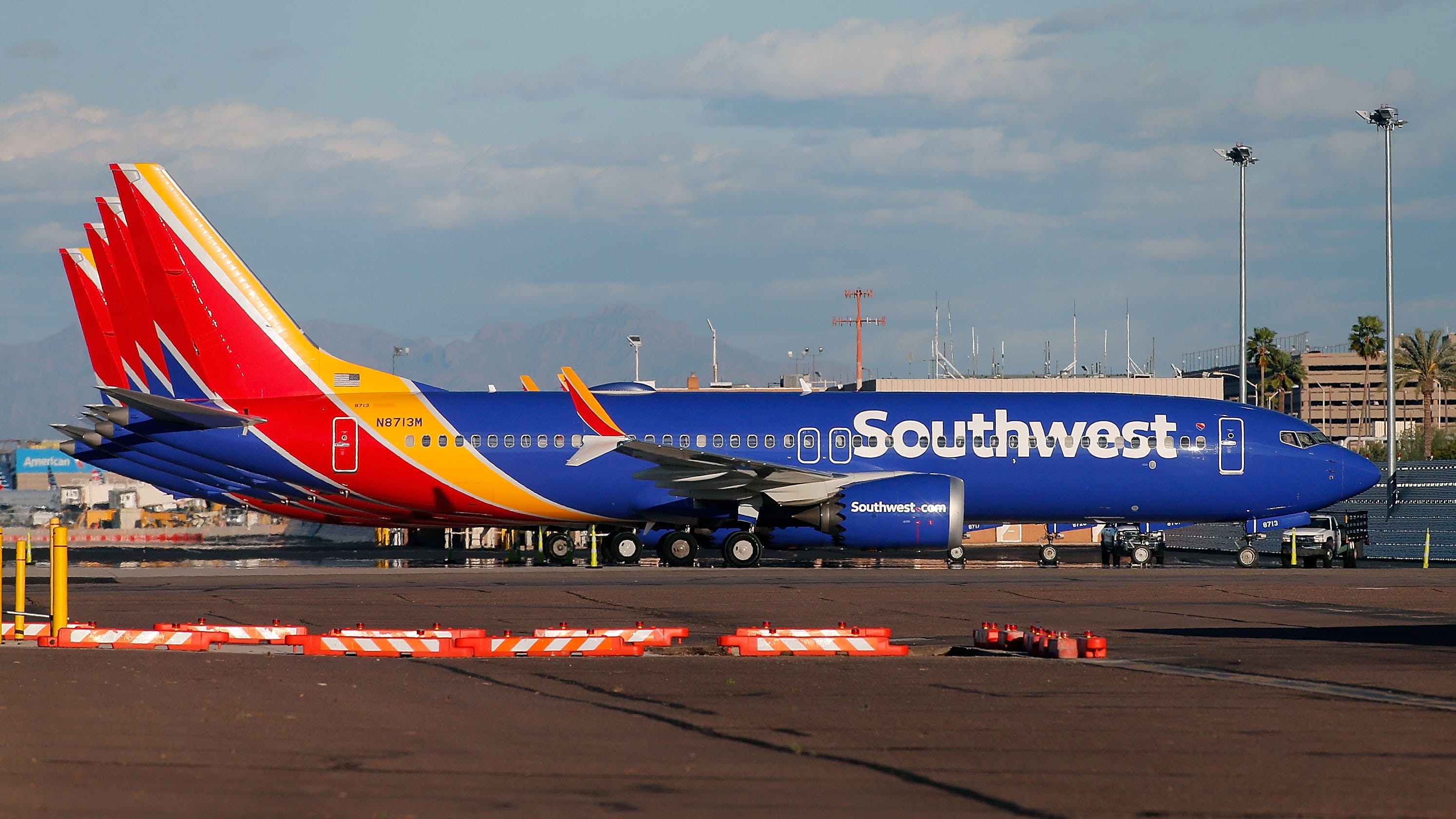 Pilot sues Southwest after colleague exposes himself