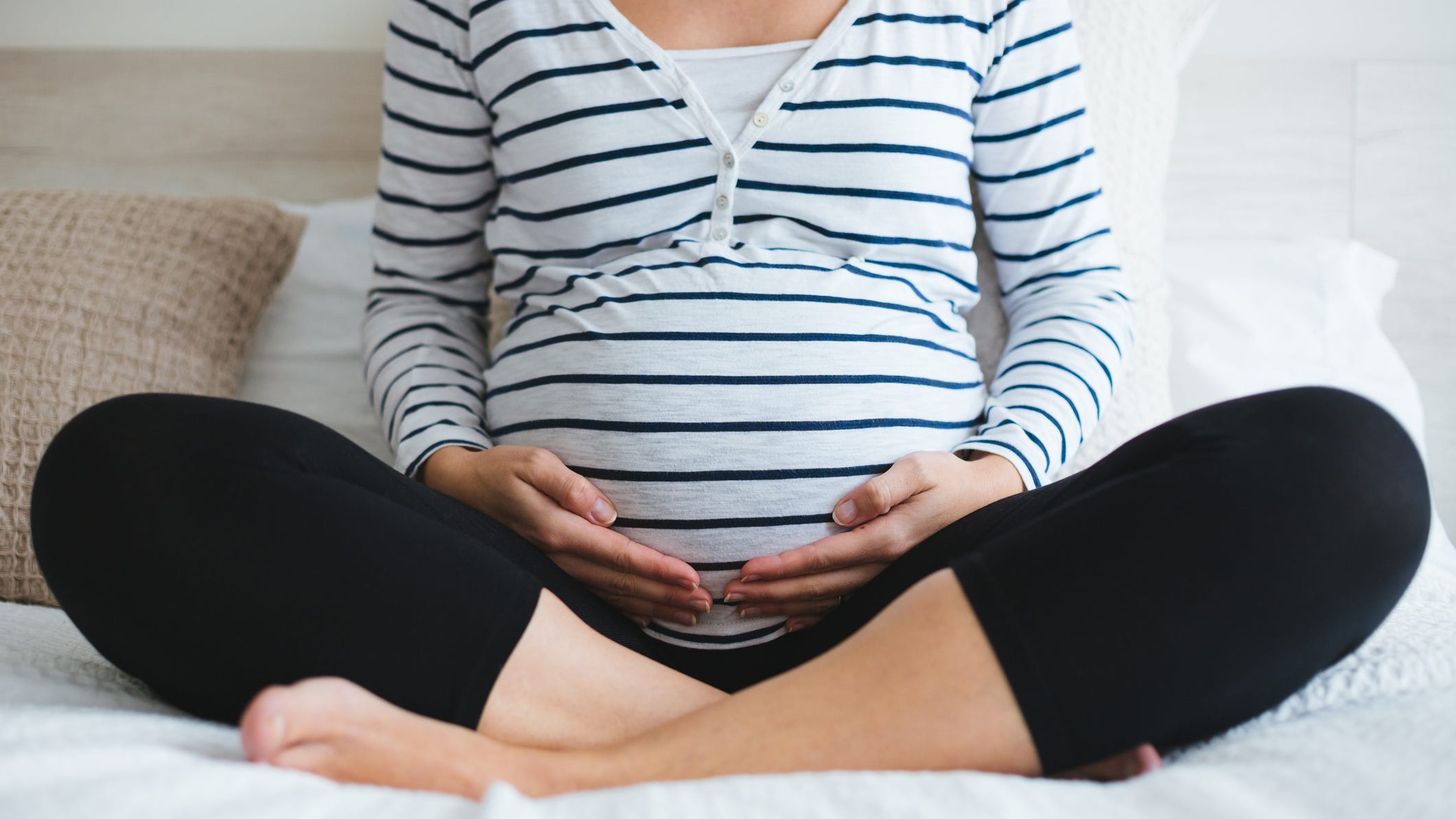 Pregnant Plano woman thinks unborn baby should qualify for HOV lane