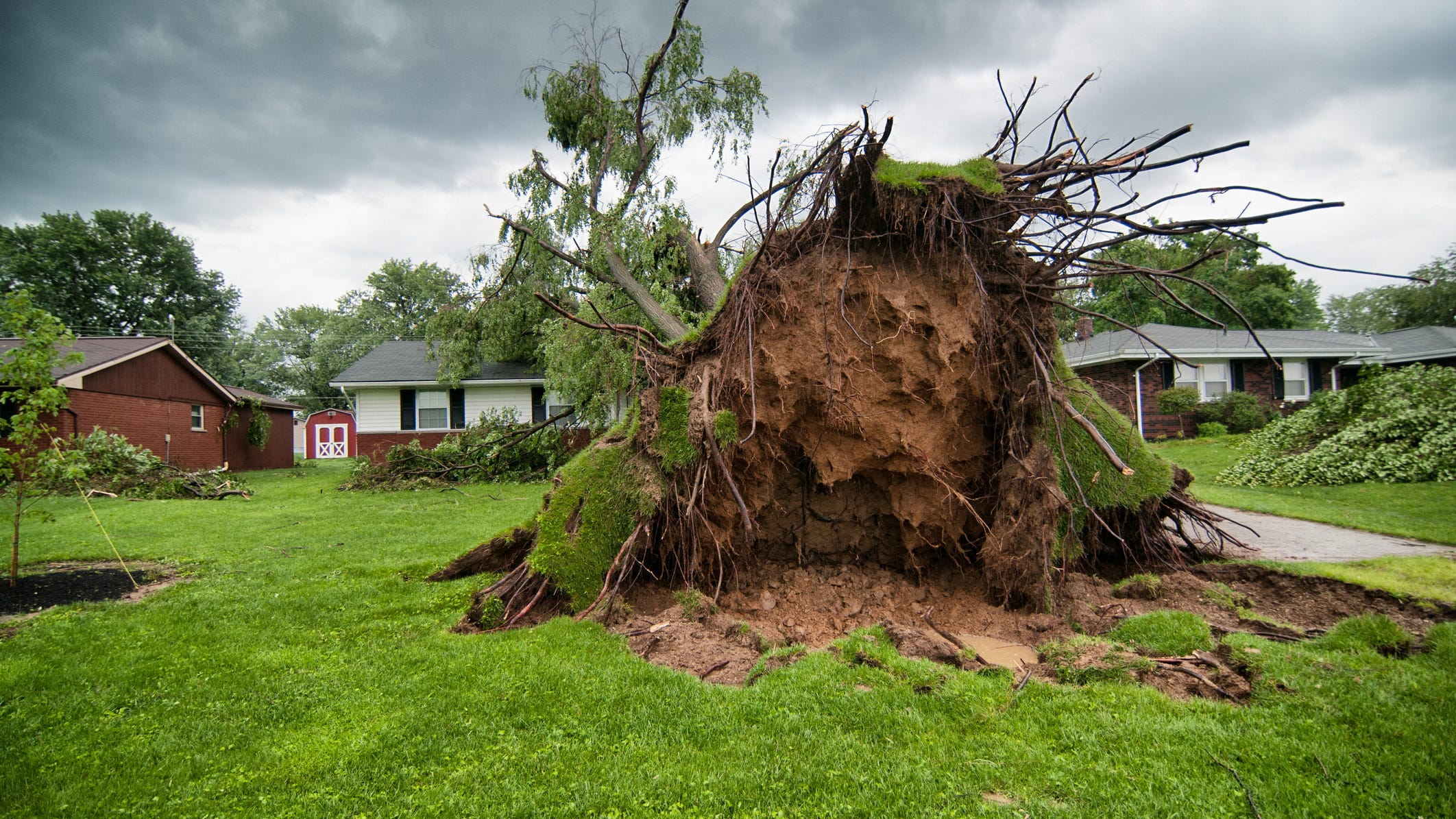Widespread storm damage left in North Texas from strong overnight thunderstorms