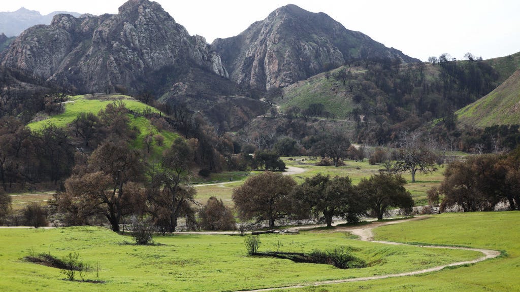 Seven lost hikers rescued by helicopter in Malibu