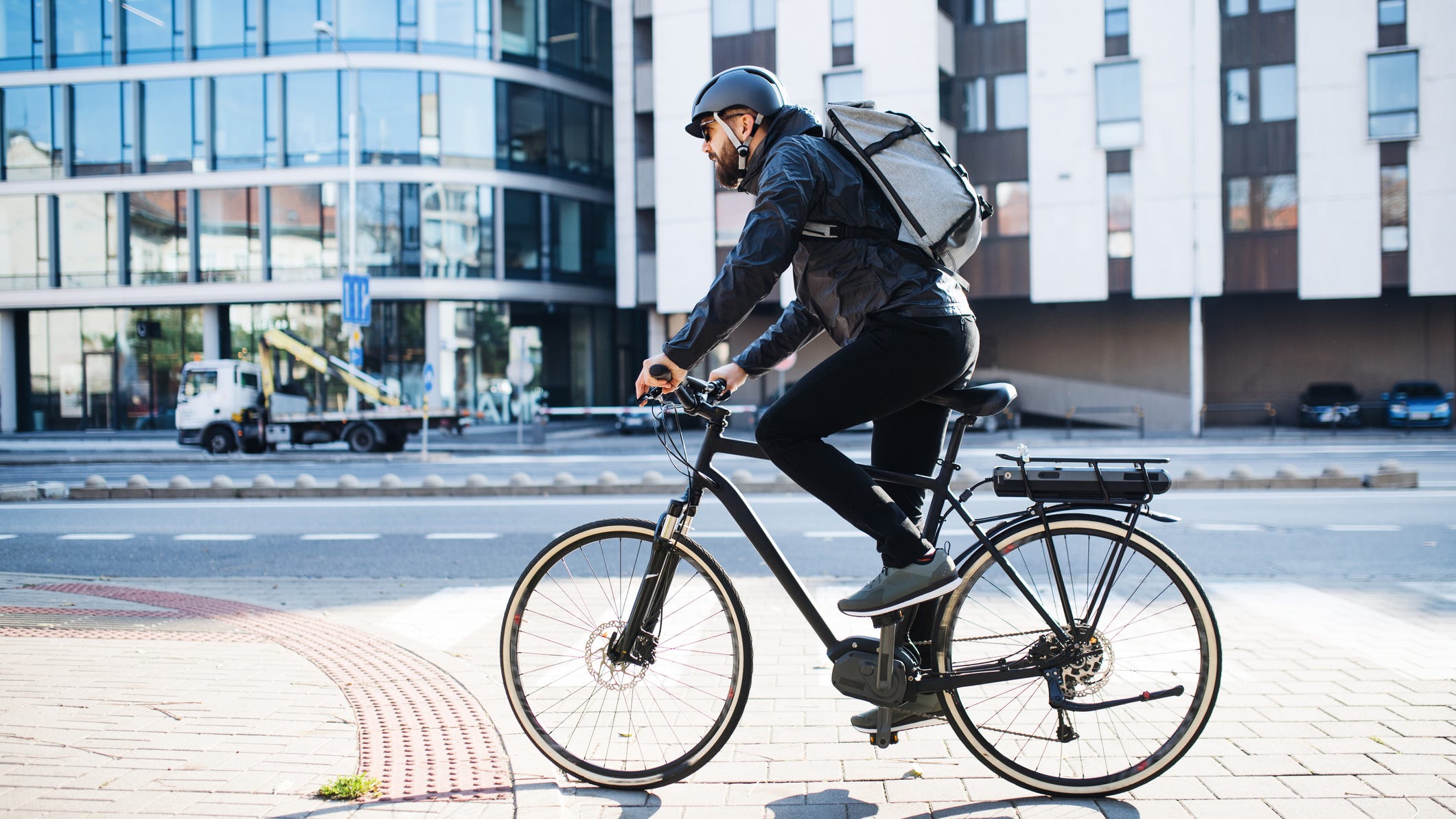 Tired of paying for gas? Here are the most bike-friendly cities in America in 2022