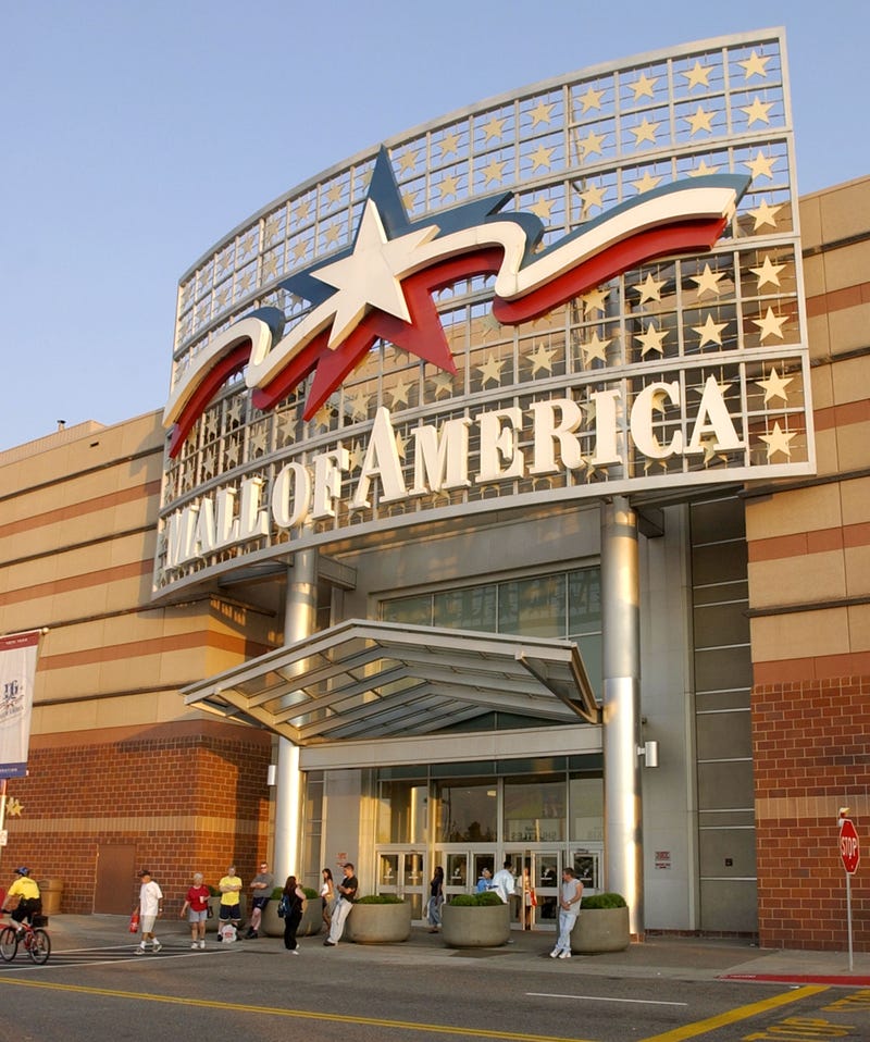 BLOOMINGTON, MN - JULY 16: (FEATURE STORY ON THE MALL OF AMERICA, 4 OF 18) Shoppers walk into the Mall of America's north entrance July 16, 2002 in Bloomington, Minnesota. The Mall of America is the largest shopping mall in the United States, seeing between 35 and 42 million visitors each year and employing more than 12,000 people. Approximately 520 stores occupy the mall's 4.2 million square feet. The Mall of America will celebrate its 10th anniversary this August.