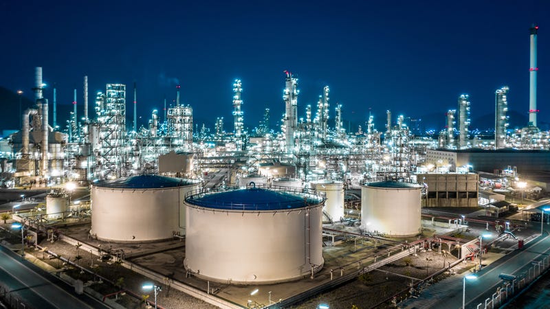 KMOX News asks whether domestic oil production could make up for drop in Russian oil imports