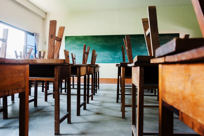 Schools in Fridley are closed again Thursday morning despite an arrest being made in connection with online threats that closed them on Wednesday.