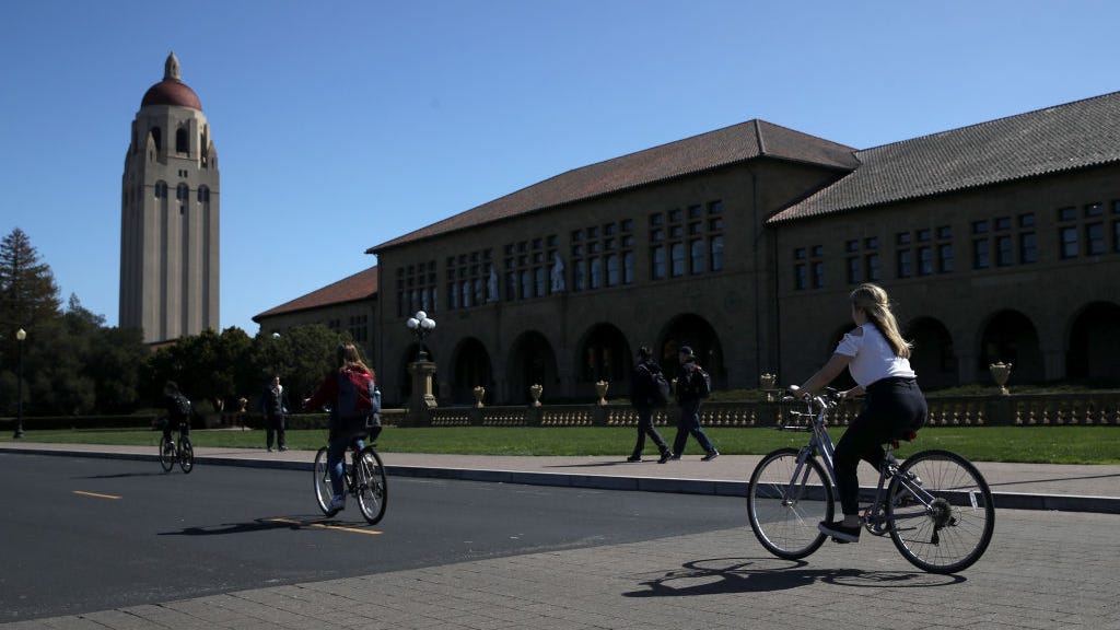 Pretend student lives in Stanford dorm for 10 months