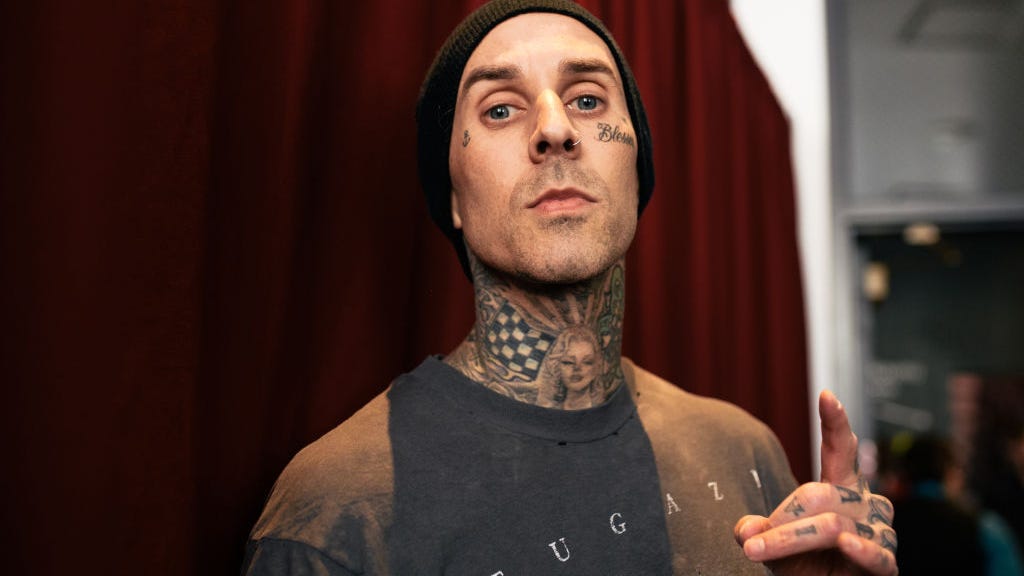 Travis Barker flies for the first time since deadly 2008 crash