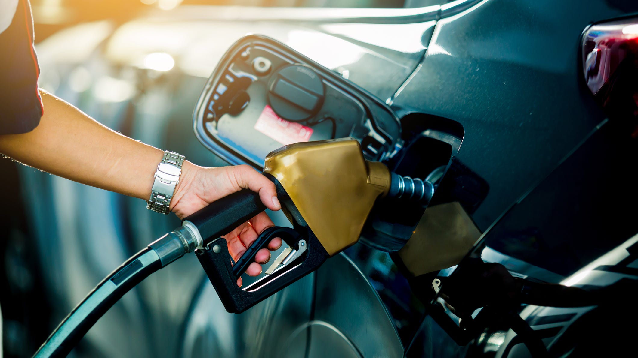 Price of gas is above $6 a gallon again in California