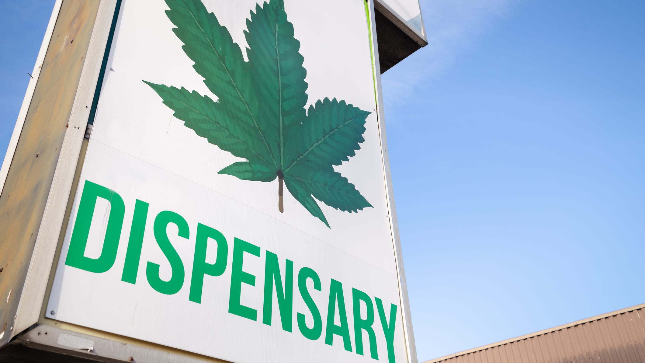 Officers investigating attempted robbery at Hyde Park dispensary