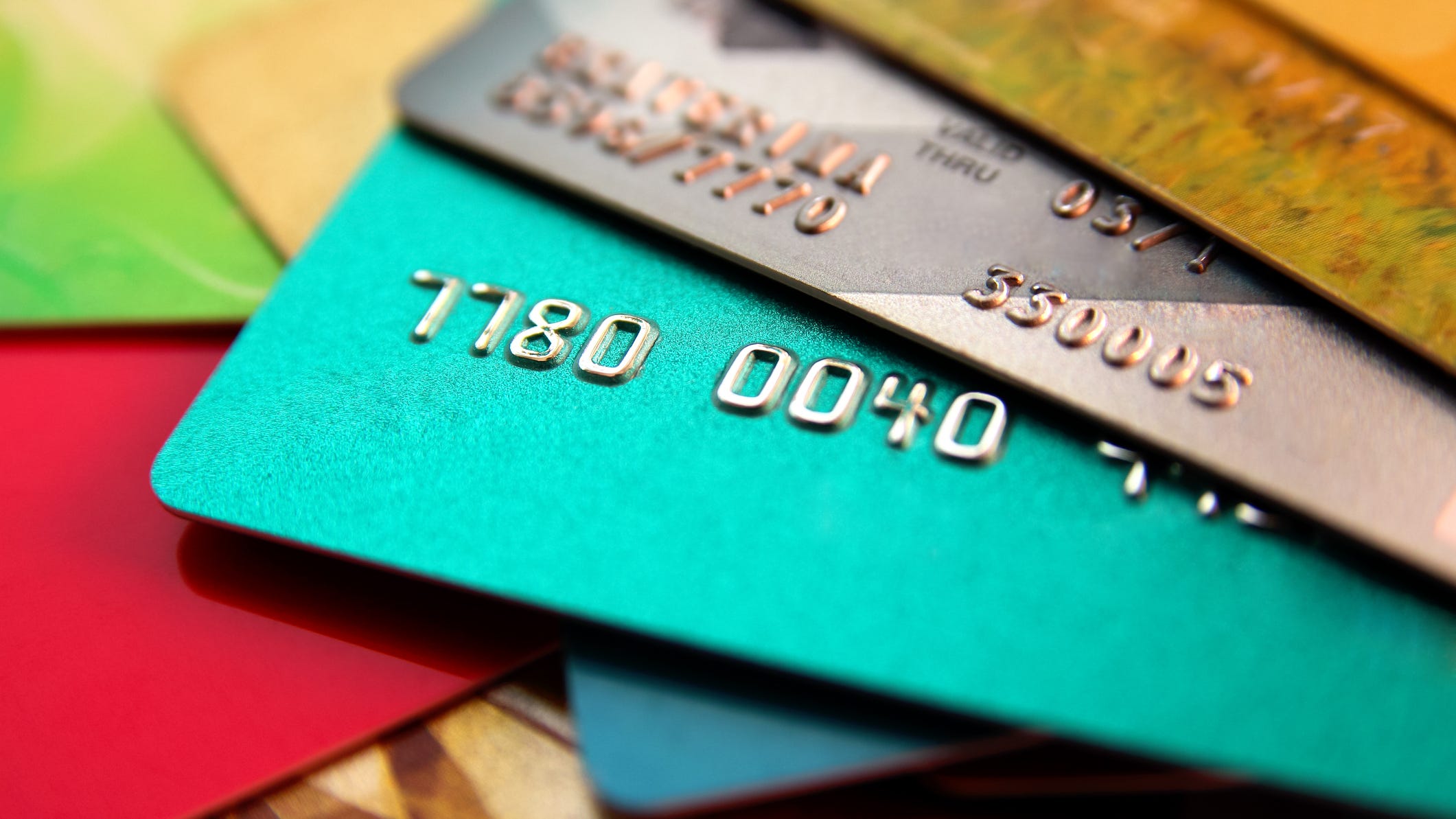 It's a myth that keeping a credit card balance helps your credit score: expert