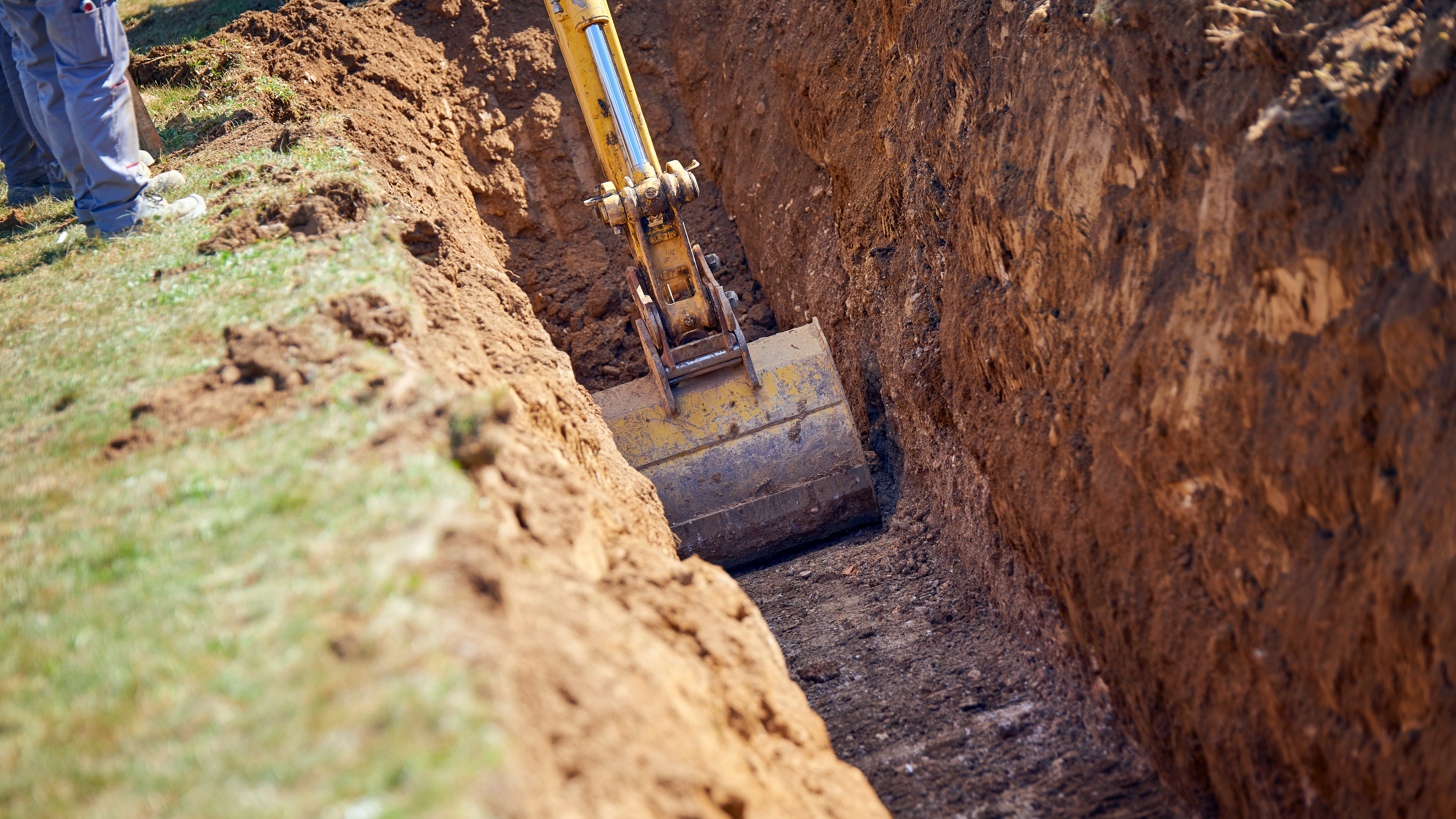 27-year-old Elmwood Park man dead after trench collapses in Buffalo Grove