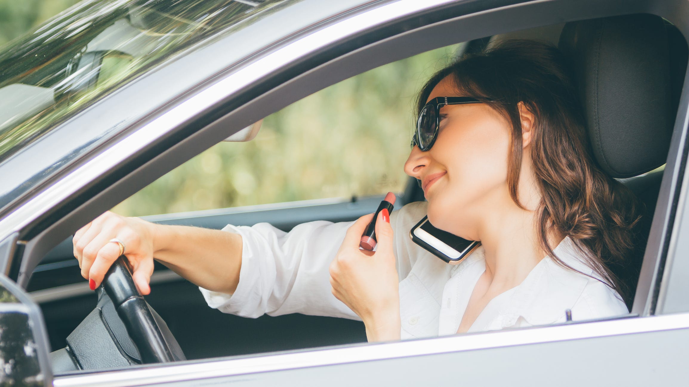 Oakland County declares April as Distracted Driving Awareness Month