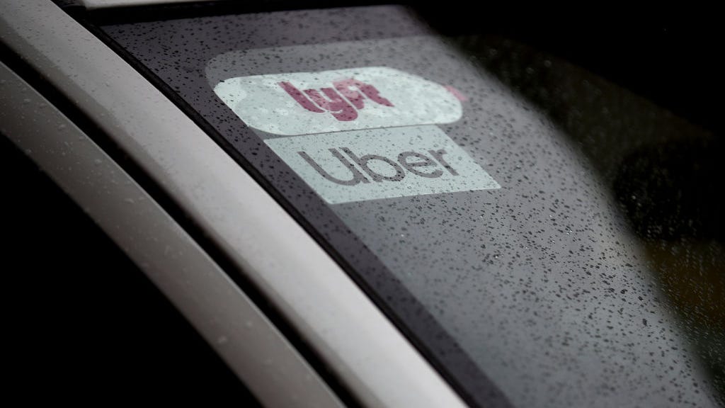 Uber, Lyft drop masking requirements following Florida judge's ruling