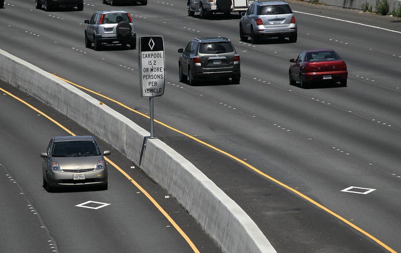 Carpool lane sign