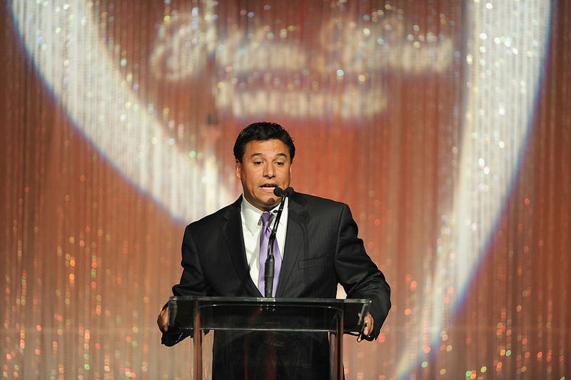 Councilman Jose Huizar speaks at The Midnight Mission's 11th Annual Golden Hearts Awards on May 9, 2011 in Beverly Hills, California.