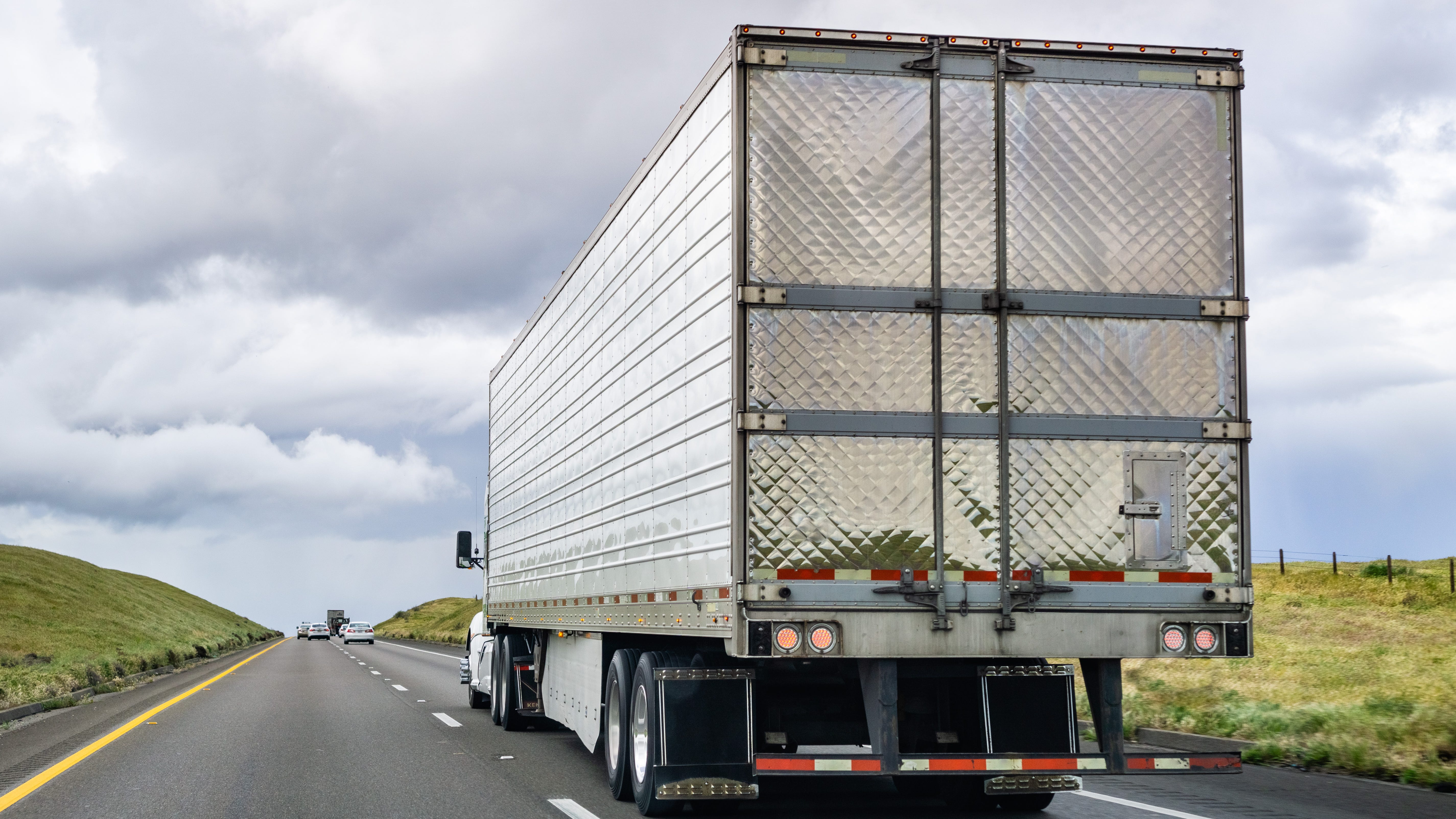 Allen Park man arrested in California for setting fire to 25 Swift semi-trucks across the country