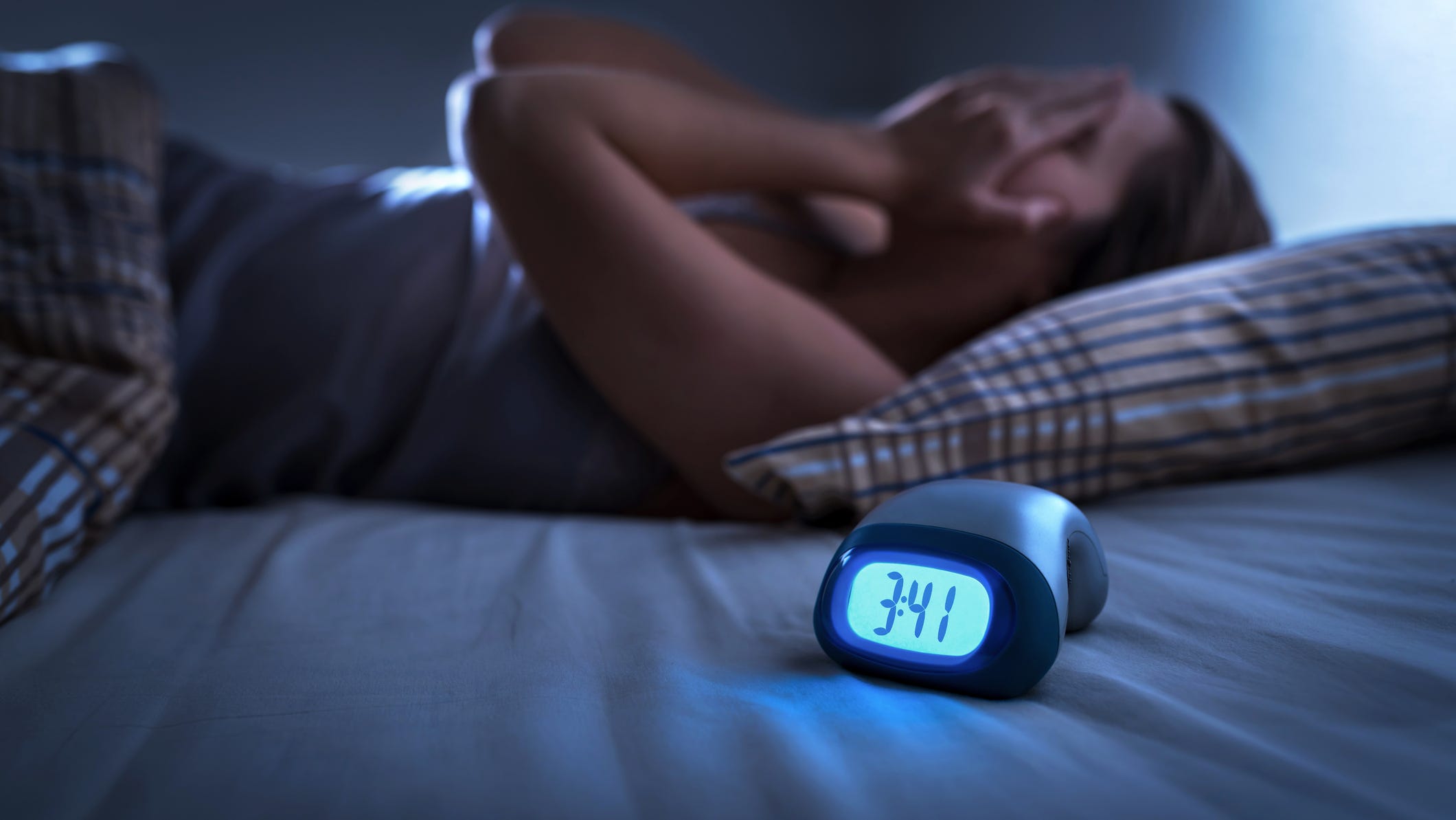 UCSF professor offers steps to cure insomnia without medication