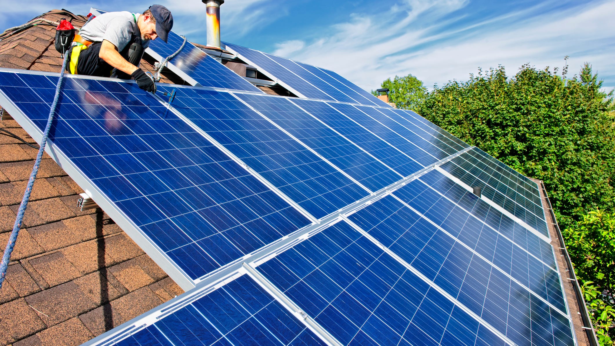 Big climate bill: Spending green bucks to spur green energy