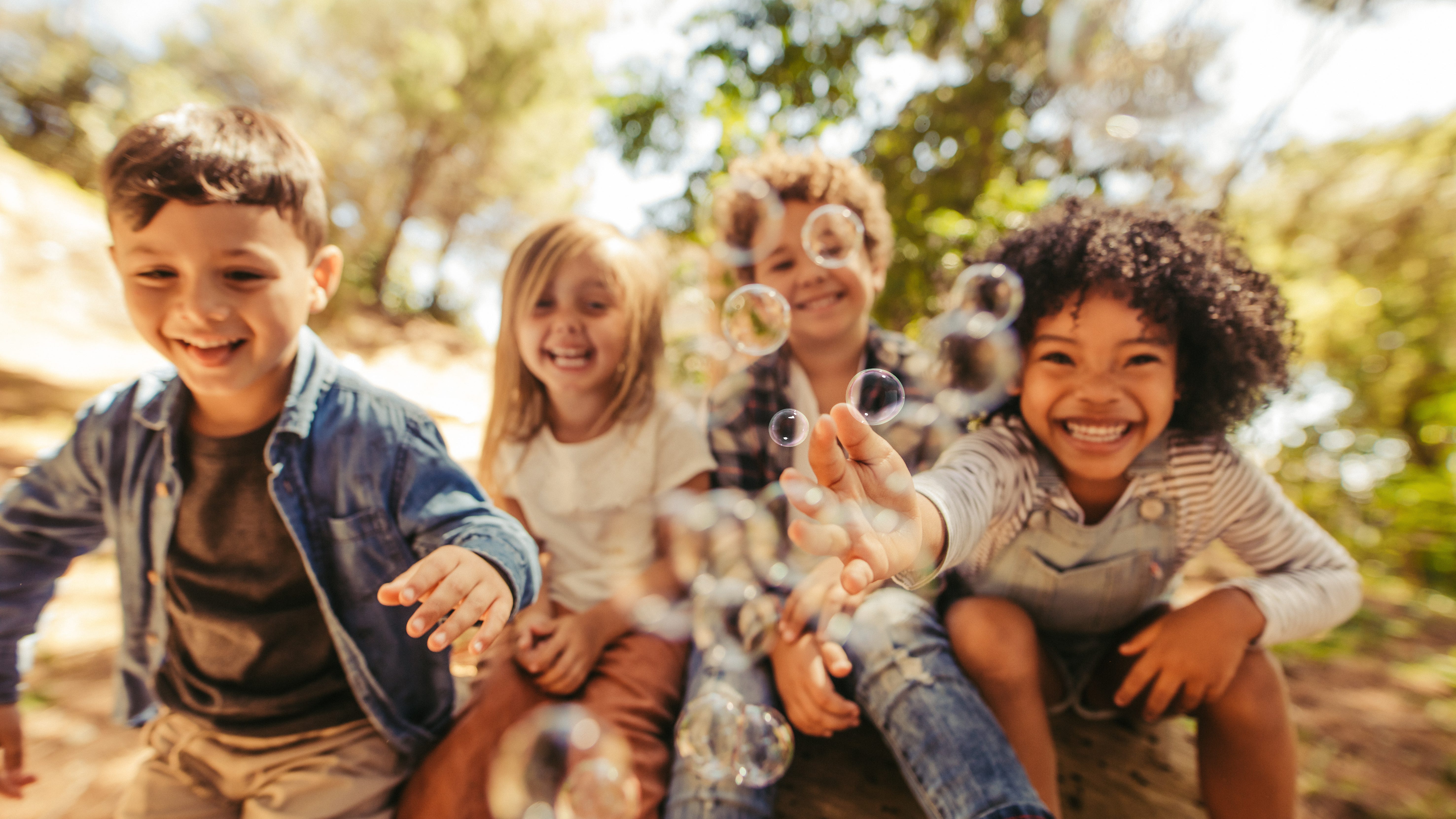 Study says most parents think their kids don’t spend enough time outdoors