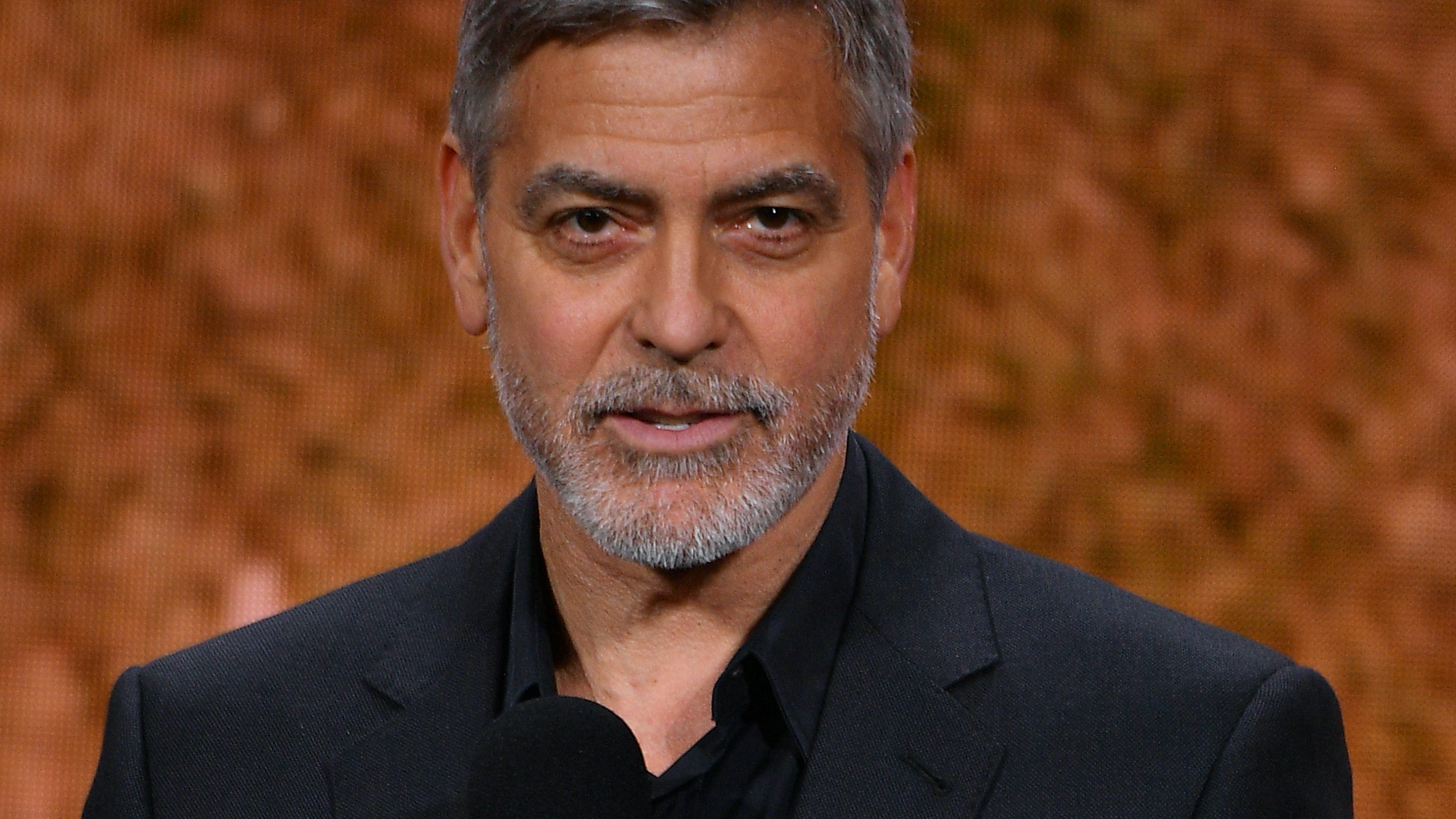 George Clooney asks the media to not publish photos of his kids